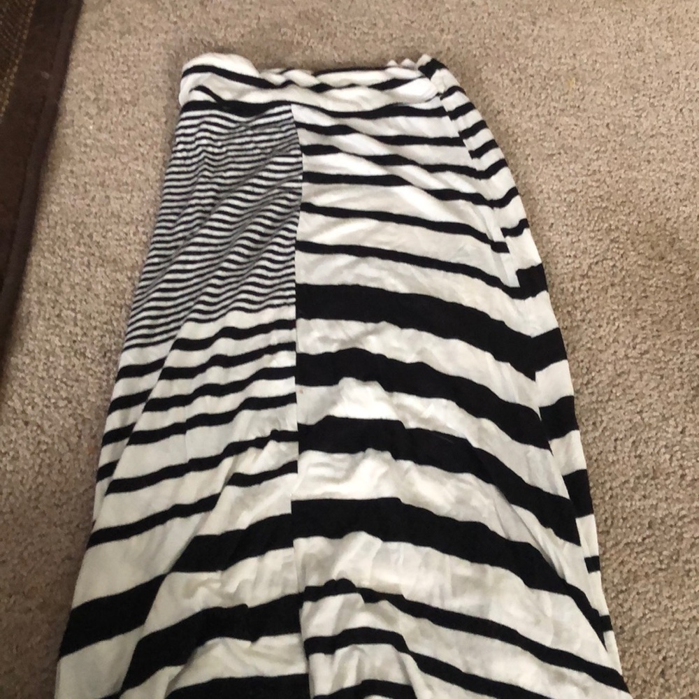 Black and White Striped Long Skirt